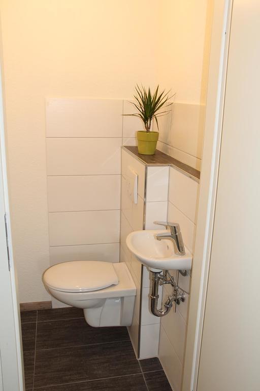 Ferienwohnung Casa Helvetia Rheinhausen Exterior foto